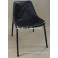 Chaise en cuir industrielle